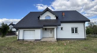 Klepacze blisko miasta, duży dom, stan deweloperski Klepacze blisko miasta, duży dom, stan deweloperski